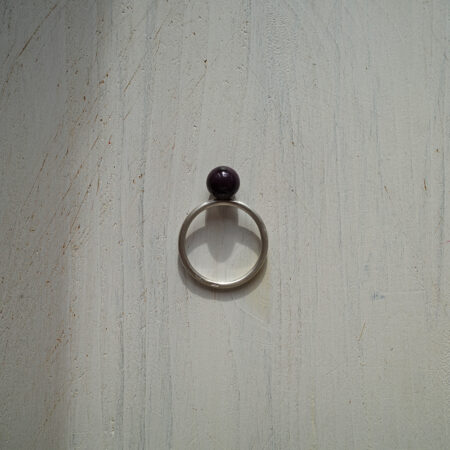 Anello Solitario Viola Prugna