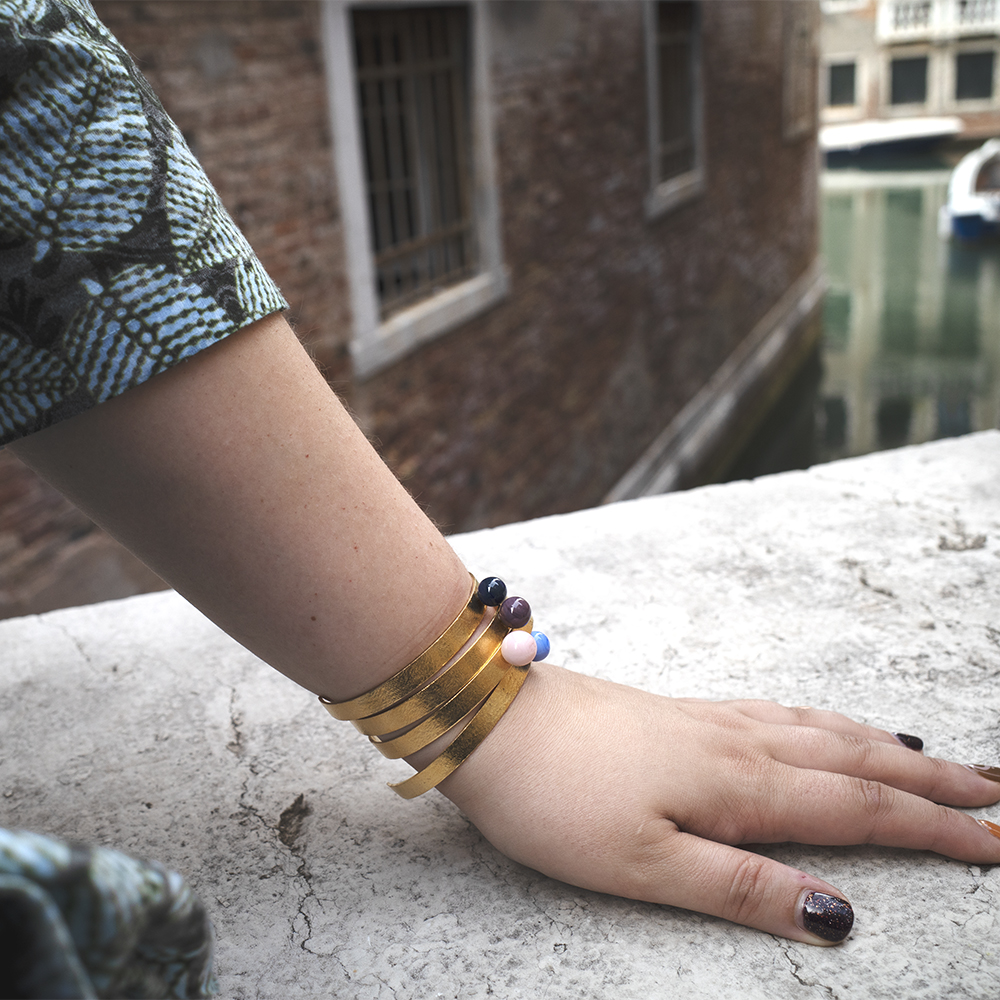 Bangles Solitario - Giallo oro con texture fresata - immagine 2